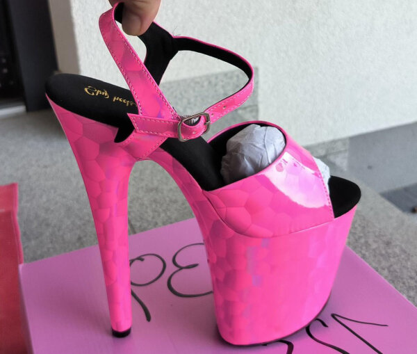 Pinke Holographic Sky Heels